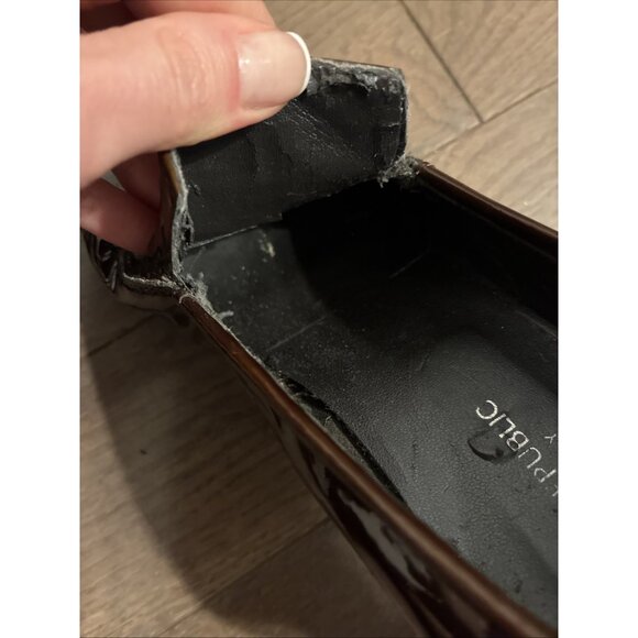 Banana Republic Italy Chocolate Brown Patent Leather Low Block Heel Loafers 6.5 - Picture 7 of 7